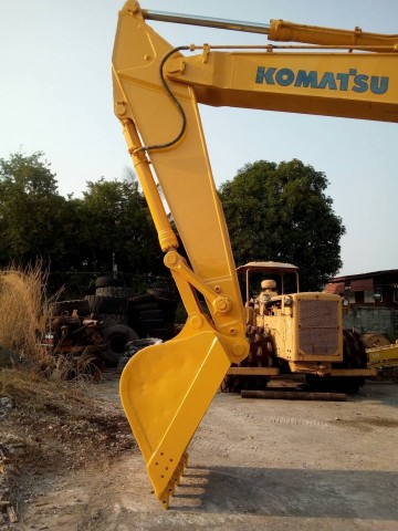 ขายรถขุดแบ็คโฮ KOMATSU PC300-8