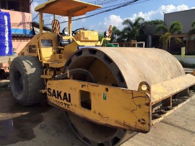 ขายคับรถบดสั่นสะเทือน10ตันSAKAI-512TF-7000ช.ม-2เปลือกเล่มทะเบียนพร้อม