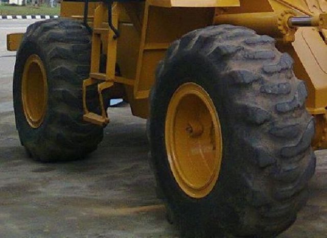 ขาย Komatsu WA300-1 Repaint, s/n 3X,XXX นำเข้าจากญี่ปุ่น ไม่เคยใช้งานในไทย