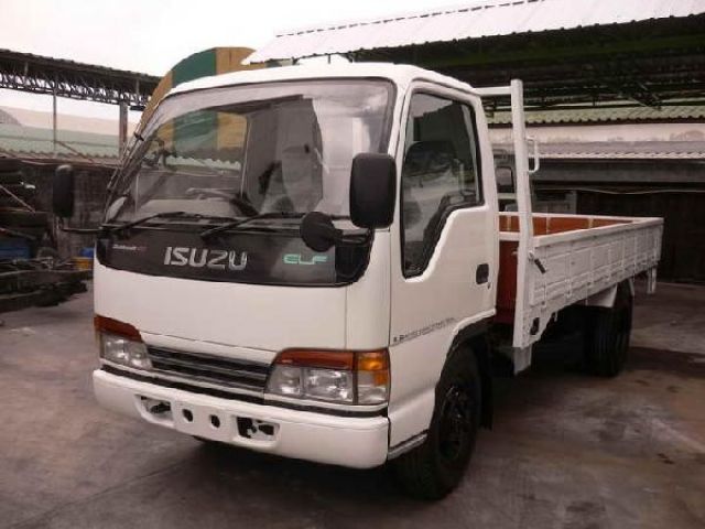 ขายรถบรรทุกISUZU 4ล้อ ไม่ติดเวลา มีทะเบียน