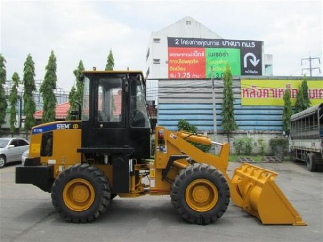 รถตักล้อยาง SEM BY CATERPILLAR รุ่น 616B (1.6 ตัน) สนใจติดต่อคุณ พรชัย Tel.090-8808212