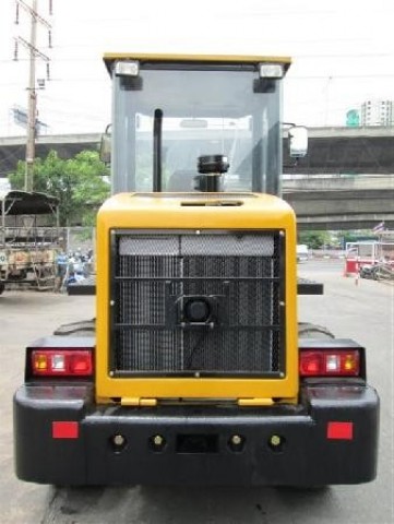 รถตักล้อยาง SEM BY CATERPILLAR รุ่น 616B (1.6 ตัน) สนใจติดต่อคุณ พรชัย Tel.090-8808212