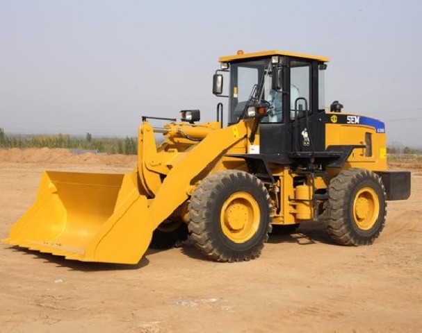 ขายด่วน รถตักล้อยาง SEM by CATERPILLAR รุ่น SEM639B