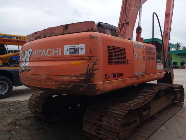 ขายรถแม็คโครมือสองบูมยาว 16 เมตร hitachi ZX 200-1 เอกสารใบแจ้งจำหน่าย