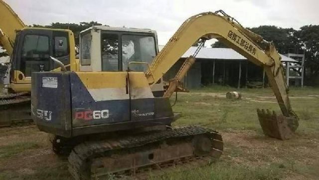 ฝากขาย รถแบคโฮ PC60-6 ฮี่ห้อKOMATSU