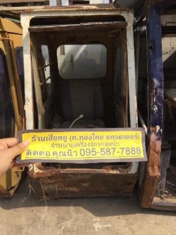 หัวเก๋ง KOMATSU PC100-1-2 ของเก่านอกญี่ปุ่น ราคา 18,000 บาท (ราคาคุยได้)