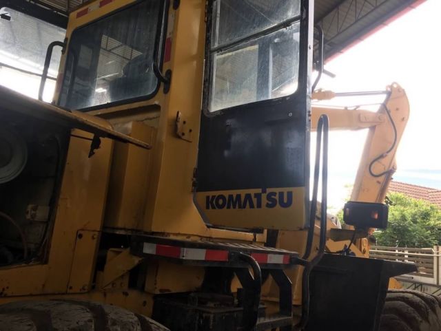 รถตัก KOMATSU. WA320-3