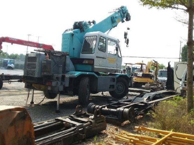 รถเครน KOBELCO RK70M-2