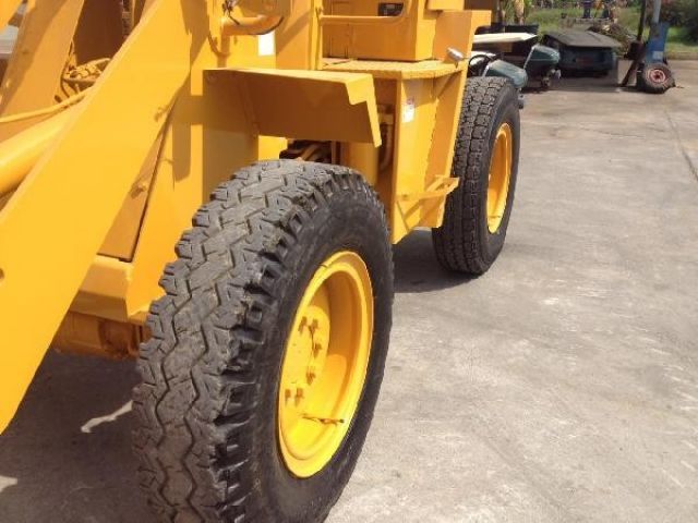 รถตักล้อยาง เอวอ่อน KOMATSU - 505 นำเข้า มือสองจากญี่ปุ่น