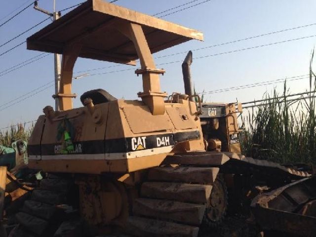 CAT D4H