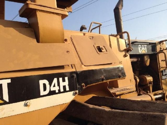 CAT D4H