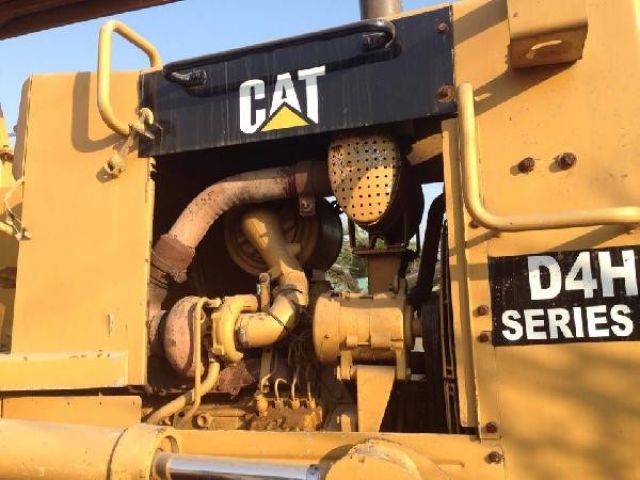 CAT D4H