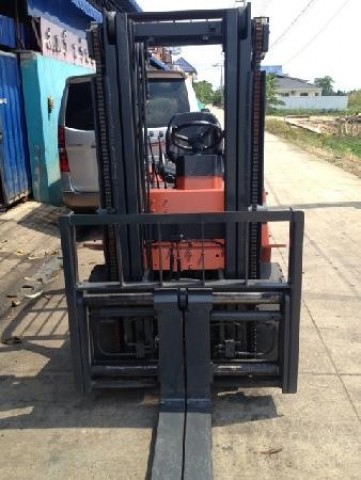 NISSAN FORKLIFT รถยก2.5 ตัน เสา 3 เมตร งาสไลด์ ราคาพิเศษ