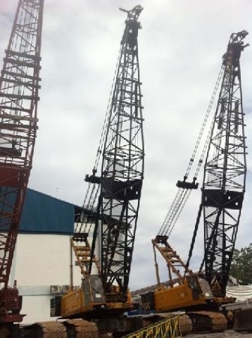 CRAWLER CRANE : SUMITOMO LS-248RH 150 ตัน มี 6 ตัวครับ ใครหาอยู่ติดต่อมาได้เลยครับ