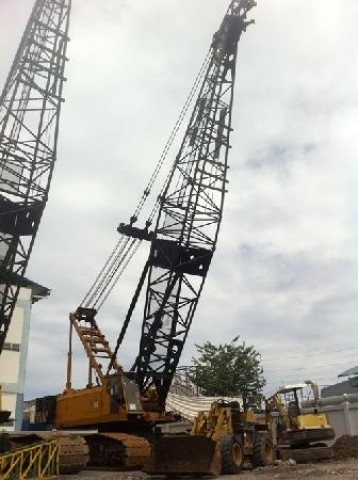 CRAWLER CRANE : SUMITOMO LS-248RH 150 ตัน มี 6 ตัวครับ ใครหาอยู่ติดต่อมาได้เลยครับ