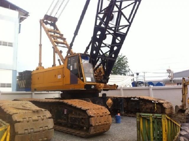 CRAWLER CRANE : SUMITOMO LS-248RH 150 ตัน มี 6 ตัวครับ ใครหาอยู่ติดต่อมาได้เลยครับ