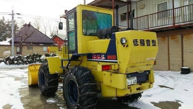 รถตักล้อยาง KOMATSU WA100-1 S/N 33107 8069 ชั่วโมง 21899 กิโล ปี 1991 รถนอกนำเข้า