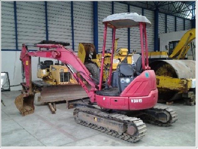 SOLD out : SK25SR-2 รถขุด Kobelco นำเข้าจากญี่ปุ่น กุ้ง:TOS:081-3062283