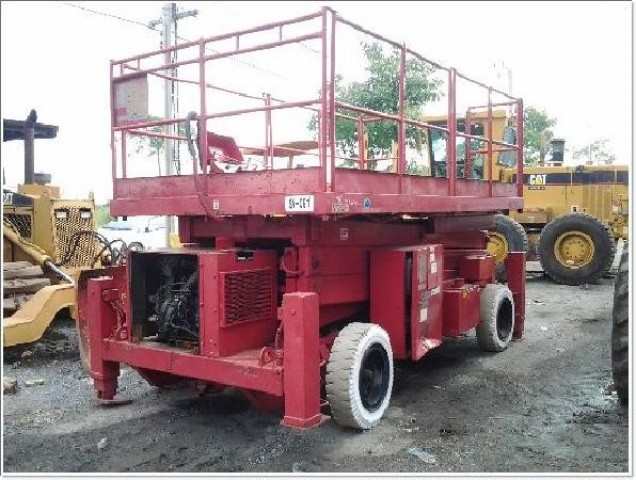 SV091 # 318032 : รถกระเช้า scissor lifts : กุ้ง:TOS:081-3062283