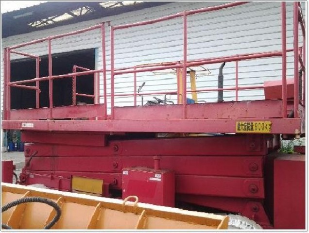 SV091 # 318032 : รถกระเช้า scissor lifts : กุ้ง:TOS:081-3062283