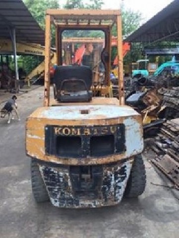 รถโฟคลิฟ KOMATSU FD30 หนัก 3 ตัน