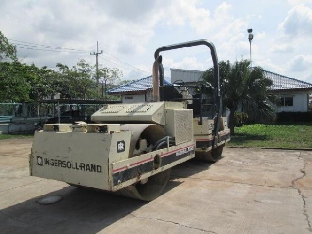 ขายรถบดถนน 2 ล้อเหล็ก ขนาด 9 ตัน Ingersoll rand DD-90 เก่าอเมริกา