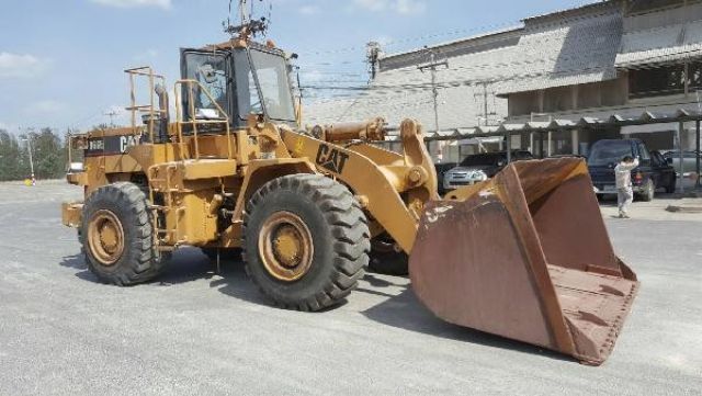 รถตักล้อยางCATERPILLAR 966E