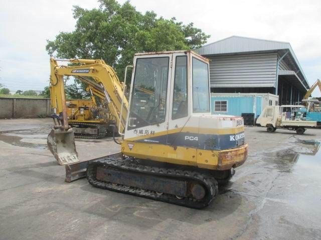 ขายรถขุด Komatsu pc40-6 เด่านอกมีเอกสาร