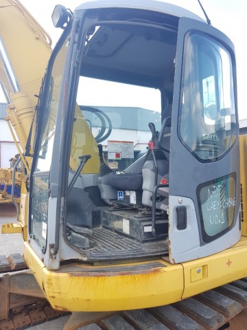 Komatsu PC128U-2E1 เก่านอก เอกสารอินวอย