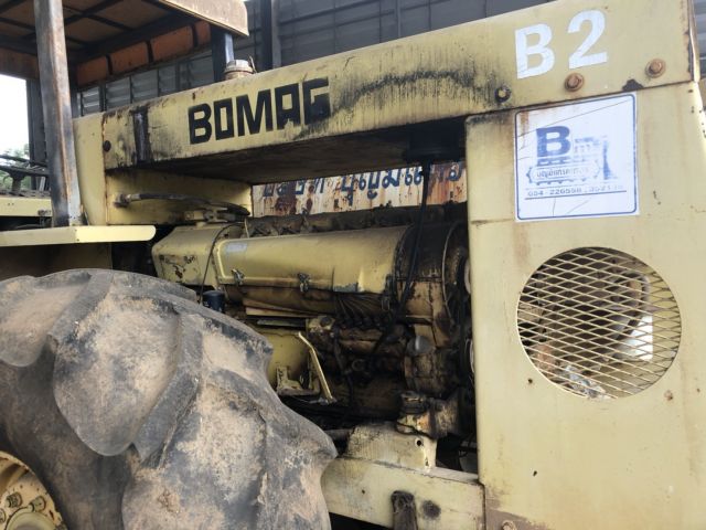 รถบดถนนล้อเรียบ BOMAG