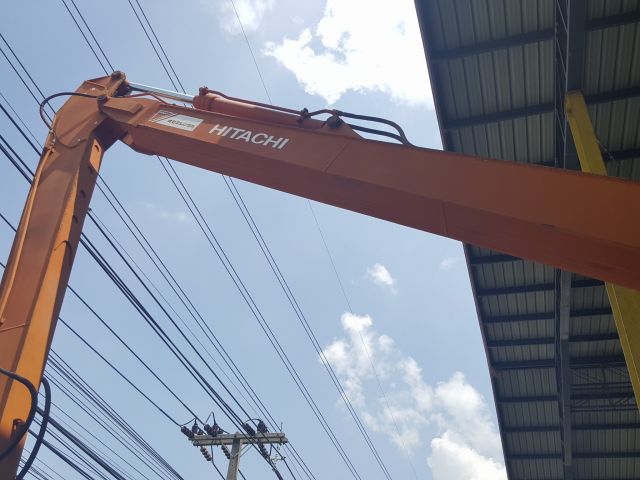 HITACHI EX120-2 นอกญี่ปุ่น ราคา 1,550,000 บูมยาว