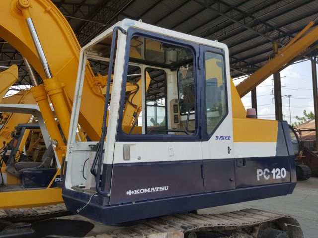 KOMATSU PC 120-5 นอกญี่ปุ่น ราคา 1,500,000