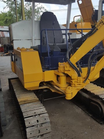 KOMATSU PC 30-6 นอกญี่ปุ่น