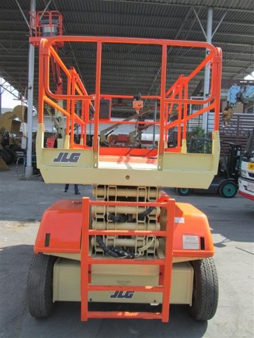 ขายรถกระเช้า JLG ขากรรไกร 3369E สูง 10.06 เมตร มือสอง ปรับสภาพแล้ว พร้อมใช้งาน