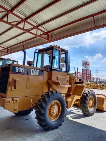 ขายรถตักล้อยาง CAT 916 พร้อมใช้งาน