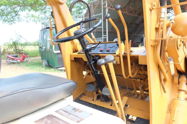 รถตัก komatsu sg10-3 เก่าญี่ปุ่นไม่เคยใช้ในไทย โทร 086-1602189