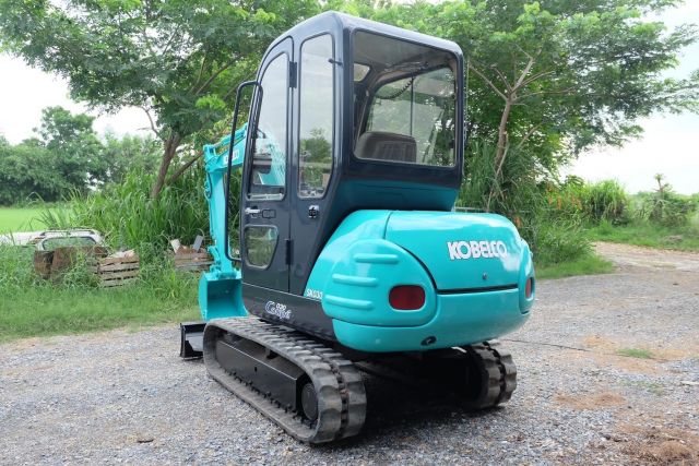 รถขุด kobelco sk30 เก่าญี่ปุ่นไม่เคยใช้ใน/ทย โทร 086-1602189