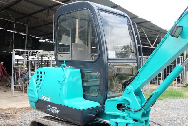 รถขุด kobelco sk30 เก่าญี่ปุ่นไม่เคยใช้ใน/ทย โทร 086-1602189