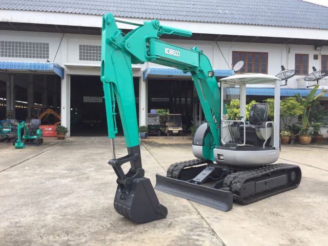 รถขุด Kobelco SK50UR มือสอง นำเข้าจากญี่ปุ่น