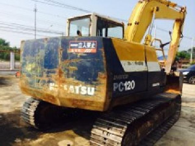 รถขุด KOMATSU PC120-5 มือสองนำเข้าจากญี่ปุ่น สภาพพร้อมใช้งาน