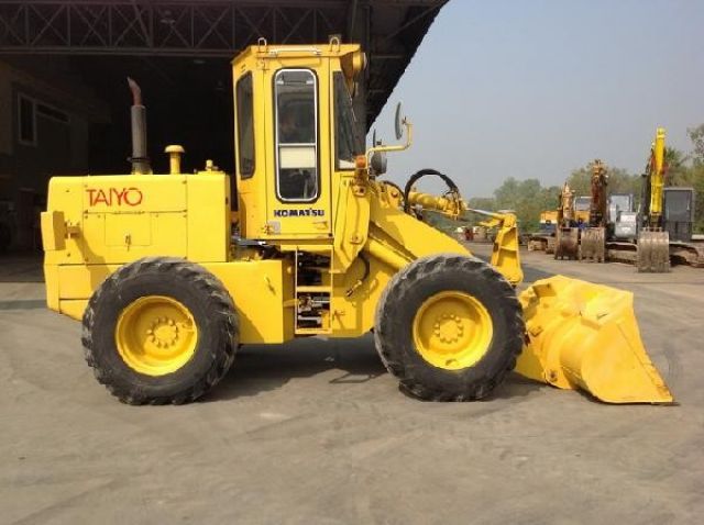 รถตัก Komatsu 510 กรองเดี่ยว ซีเรียล 1548X บุ้งกี๋ 1.2Q เก่าญี่ปุ่น นำเข้าเอง