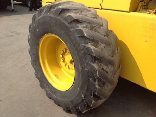 รถตัก Komatsu 510 กรองเดี่ยว ซีเรียล 1548X บุ้งกี๋ 1.2Q เก่าญี่ปุ่น นำเข้าเอง