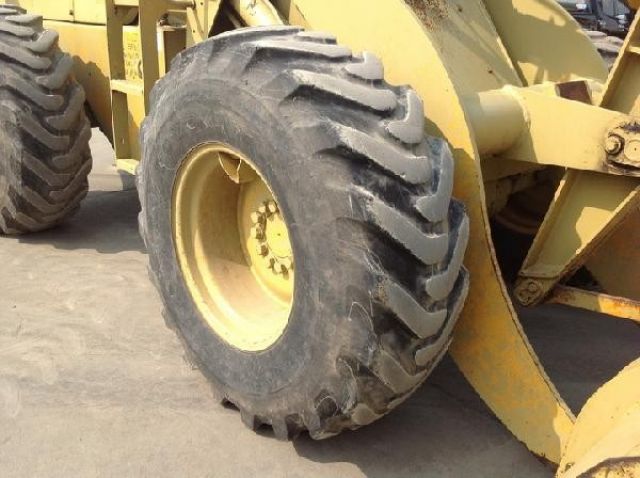 รถตักล้อยาง Komatsu 510 เก่าญี่ปุ่น ซีเรียล 1514X กรองเดี่ยว บุ้งกี๋ 1.2Q