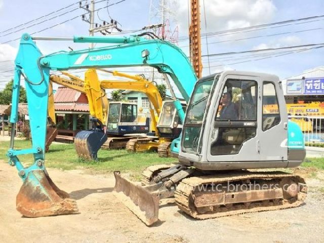 Kobelco SK60 ขนาดพอเหมาะ พอขุด มีหลายคันครับ