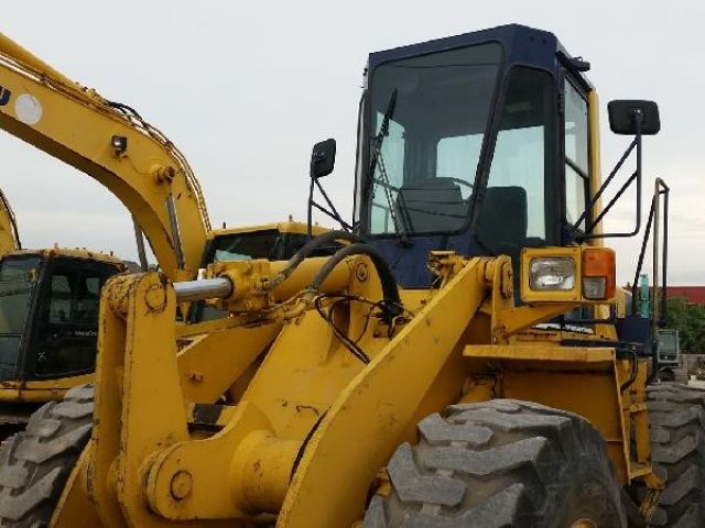 มาใหม่ WA250-1 ยีห้อ KOMATSU สภาพสวย รถนำเข้าจาก USA แท้ 100%