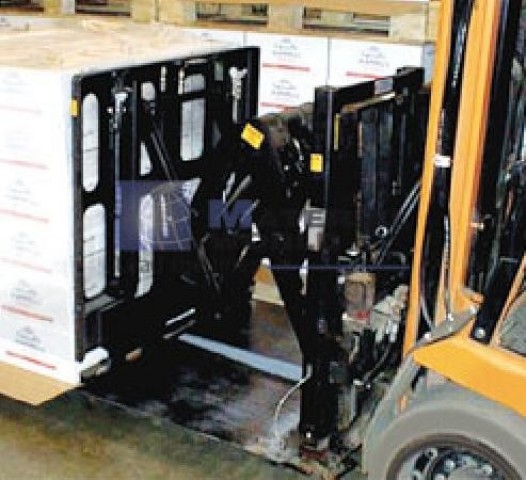 ขาย Push Pull Attachment อุปกรณ์เสริมสำหรับ Forklift ใช้ในการหนีบ/จับแผ่น Slip Sheet