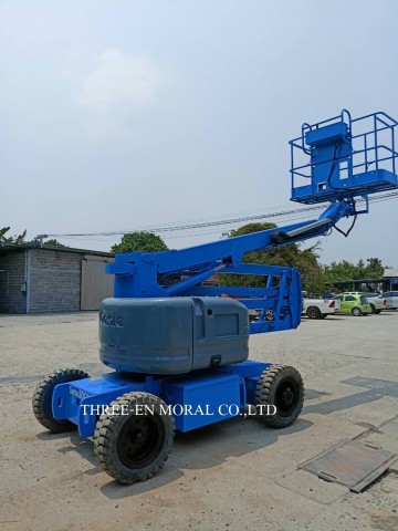 รถกระเช้า Boom Lift Genie Z-45/25