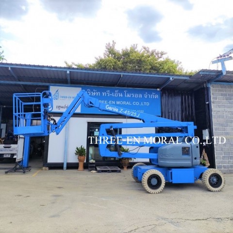 รถกระเช้า Boom Lift Genie Z-45/25J