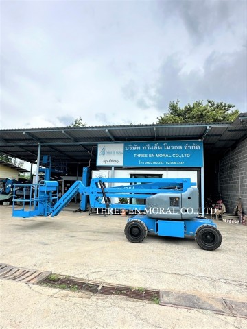 รถกระเช้า Boom Lift Genie Z-45/25J