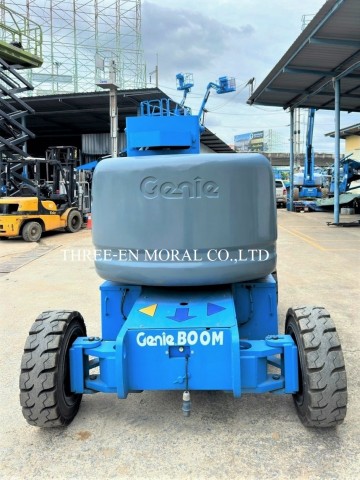 รถกระเช้า Boom Lift Genie Z-45/25J